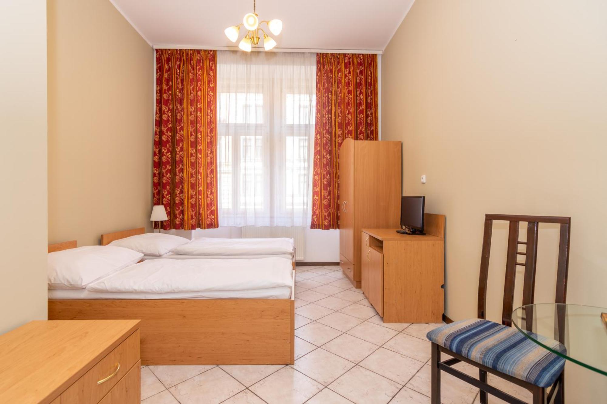 Hotel Brixen Πράγα Εξωτερικό φωτογραφία